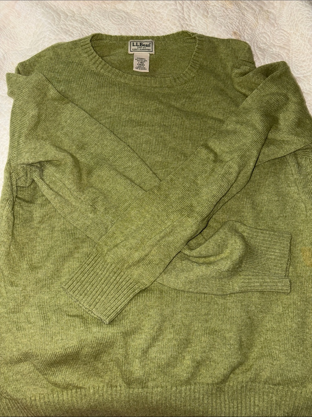 L.L. Bean Women's Moss Green Crewneck Sweater
